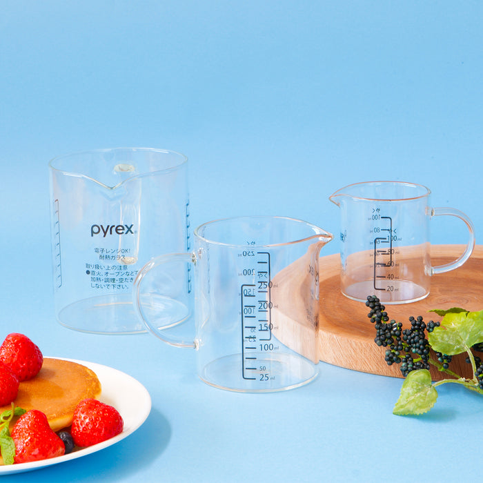 PYREX  Blowメジャーカップハンドル付250 BK