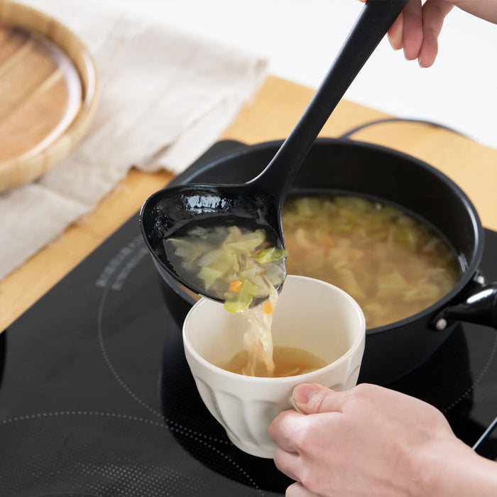 TOUCH st シリコーンシェル型お玉<大>(BLACK)