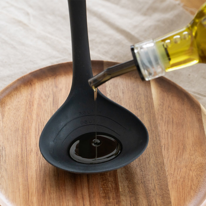 TOUCH st シリコーンシェル型お玉<大>(BLACK)