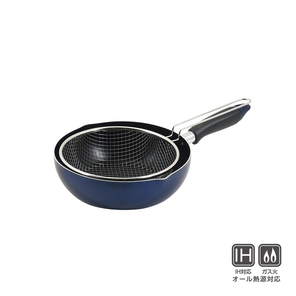 フライパン ふっ素加工IH対応目盛・ザル付料理フライパン22cm(ブルー) — PEARL