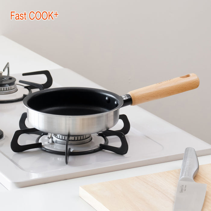 ファストクック+ 2層鋼ダイヤモンドコート木柄フライパン16cm